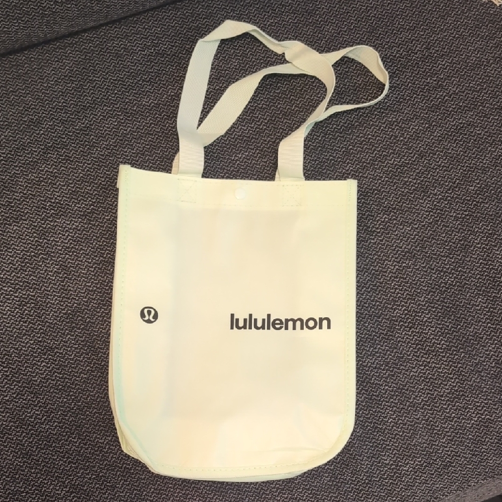 Lululemon Light Pastel Green Tote - Limited Edition
